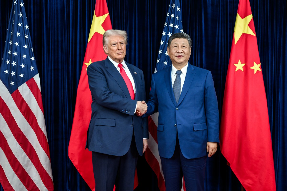 Trump Says Xi Denies Sending Weapons to Iran